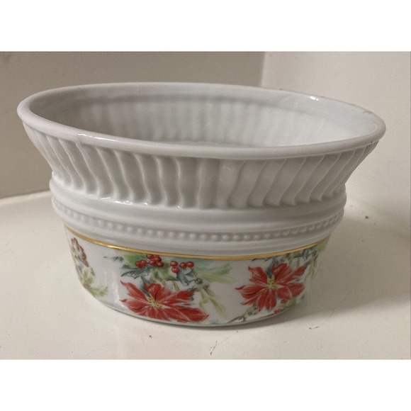 Colonial Candle of Cape Cod Winter Garden Floral Porcelain Gold Trim New In Box - Picture 5 of 13